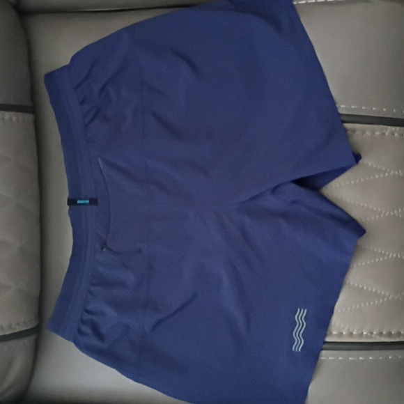 Janji Women's Athletic Shorts - Picture 6 of 7